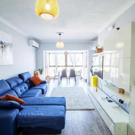 Stunning Beachfront Apt - Your Paradise Getaway Apartment St. Paul's Bay